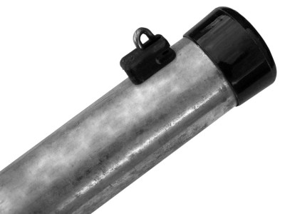 Sloupek kulatý IDEAL Zn 2100/48/1,5mm, černá čepička, černá zatloukací příchytka